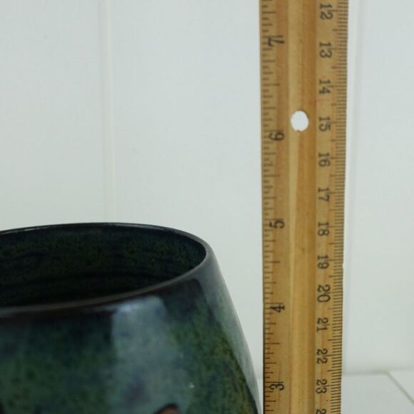 Studio Art Pottery Bird Cutout Candle Holder Signed by the Artist - Picture 7 of 7